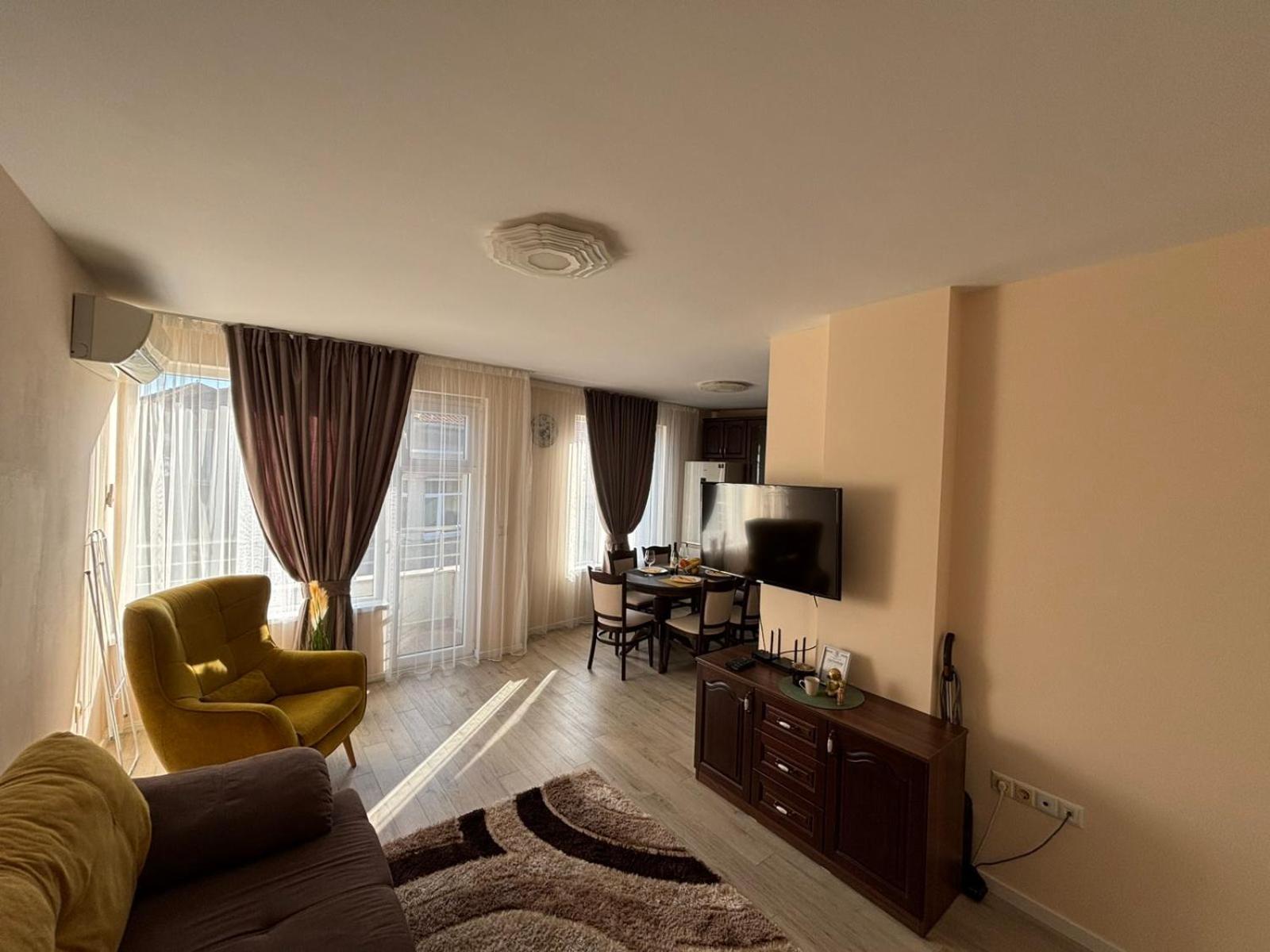 Grand Apartment Bogoridi - Top Center Near To Sea And Sea Garden 부르가스 외부 사진